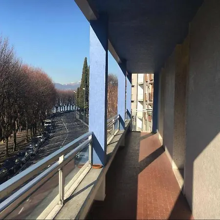 Hll Lungolago Lecco-como Hotel 3*
