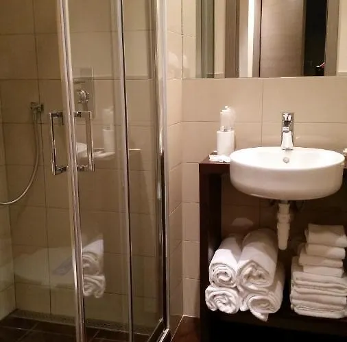 Hll Lungolago Lecco-como ホテル 3*