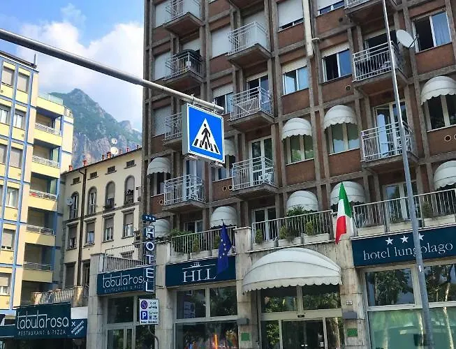 Hll Lungolago Lecco-como レッコ