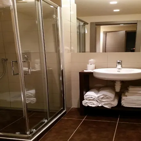 Hll Lungolago Lecco-como Hotel 3*