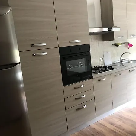 Hll Lungolago Lecco-como 호텔 3*