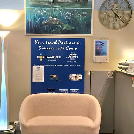 Hll Lungolago Lecco-como レッコ