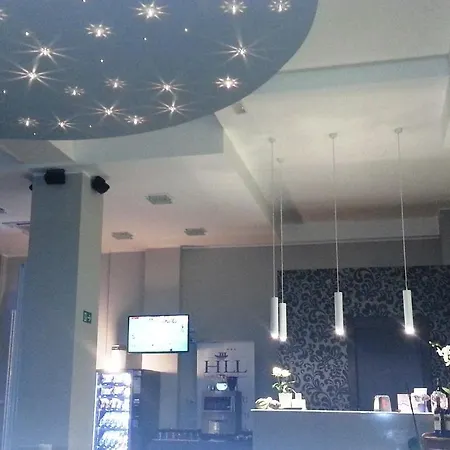 ホテル Hll Lungolago Lecco-como 3*