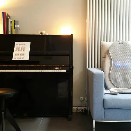 Hll Lungolago Lecco-como 3* レッコ